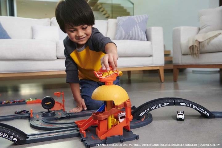 Produktbild Hot Wheels City Downtown Track Set Assortment