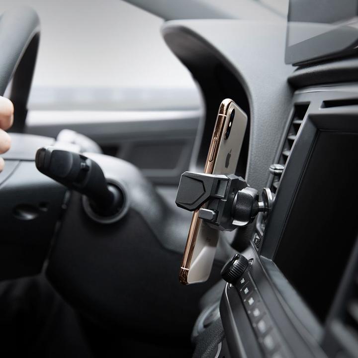 Actual product image Spigen Click.R Vent Car Mount Black