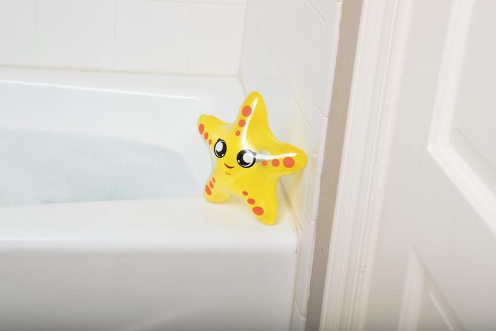 Actual product image Bestway Bath Puffy Pals