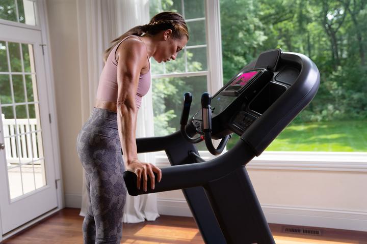 Actual product image Horizon Fitness 7.0AT