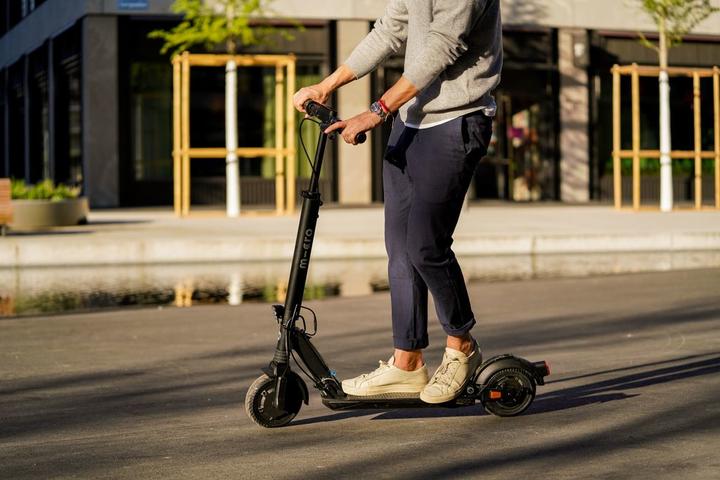 Produktbild Micro Explorer (20 km/h, 30 km, 500 W)