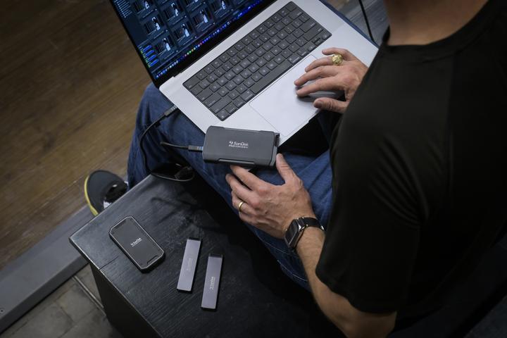 Produktbild SanDisk Professional PRO-BLADE SSD Mag (1000 GB)