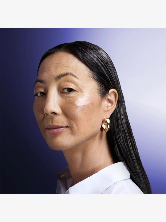 Produktbild Shiseido VITAL PERFECTION LiftDefine Radiance Night Concentrate (80 ml)