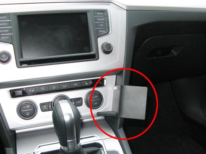 Actual product image Brodit ProClip for Volkswagen Passat / Arteon