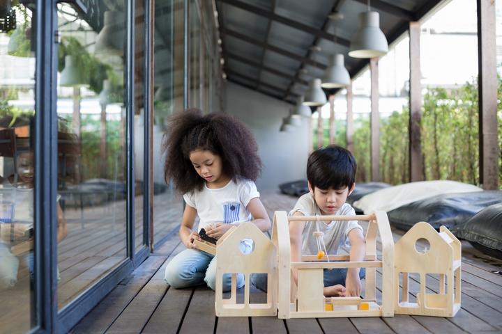 Immagine prodotto Plantoys Casa delle bambole Slide N Go