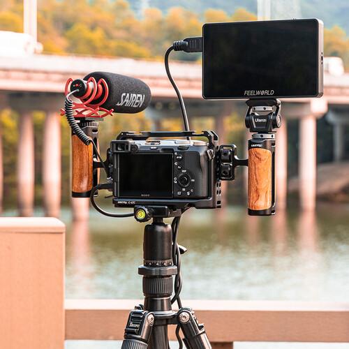 Actual product image Ulanzi Universal Wooden Side Handle Handle Grip Holder (Mounting bracket)
