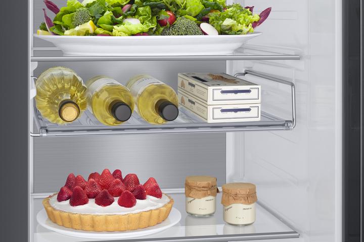 Actual product image Samsung RS6GA8842B1/EC Side-by-Side Fridge Combination Freestanding D (634 l)