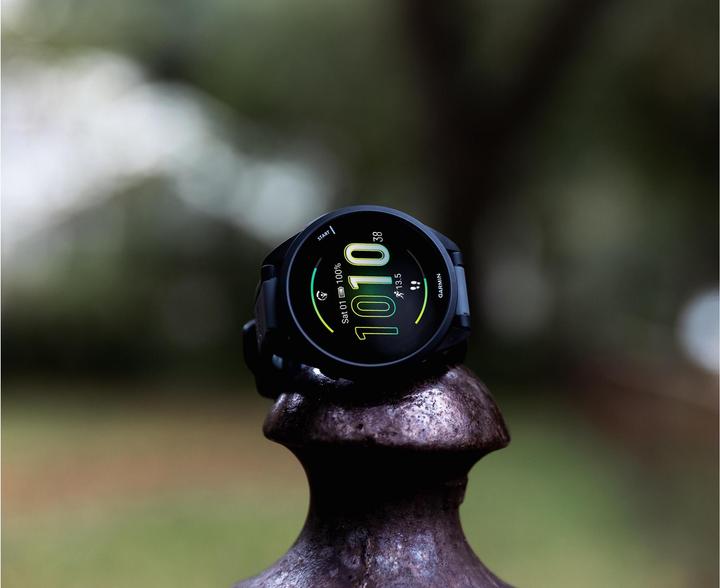 Actual product image Garmin Forerunner 165 (43 mm)