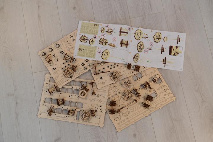 Actual product image WoodenCity London bus
