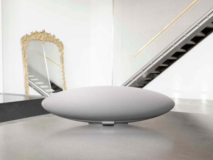 Actual product image Bowers & Wilkins Zeppelin Wireless (Electrical connection)