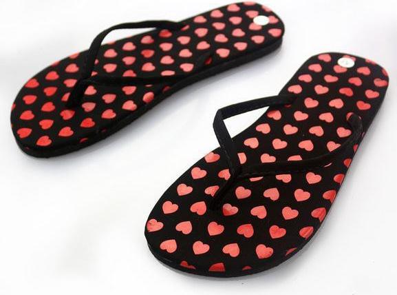 Actual product image Hermex Women Sexy Flip Flop Sandals Sandals Flipflop Black Red Heart/ Size 38 (38)