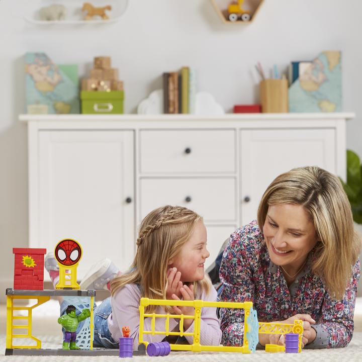 Actual product image Hasbro Hulk butterfly set, Hulk playset for kids 3 years and up