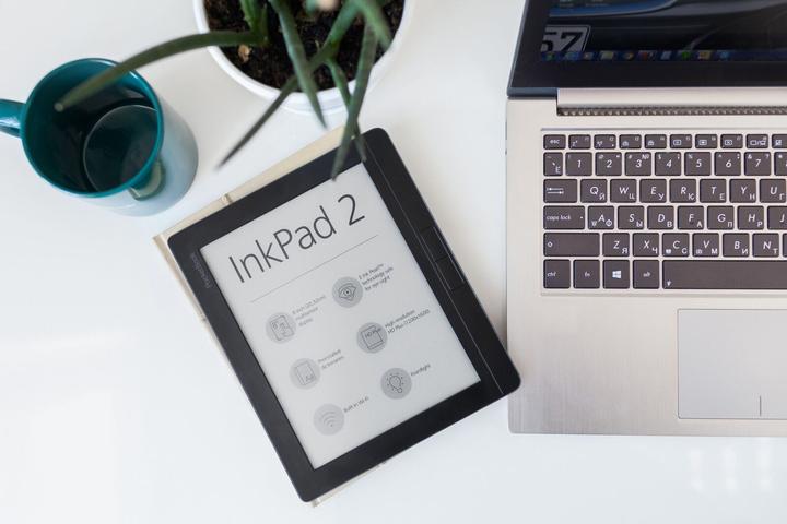 Produktbild PocketBook InkPad 2 (8", 4 GB, Grau)