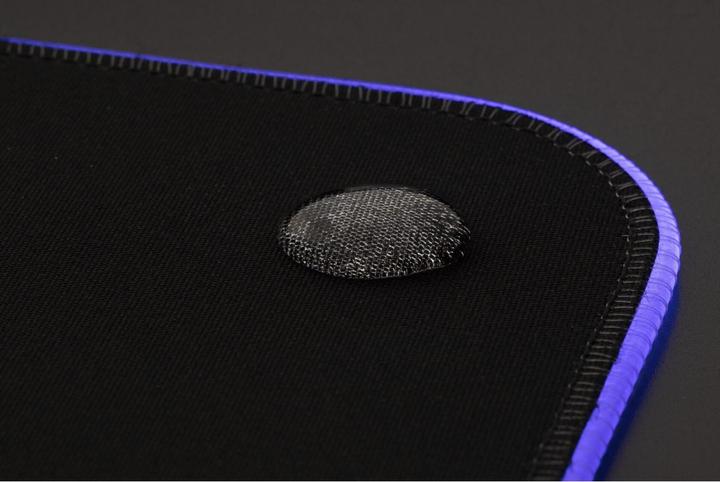 Produktbild MadCatz S.U.R.F. RGB Gaming Mouse Pad (XXL)