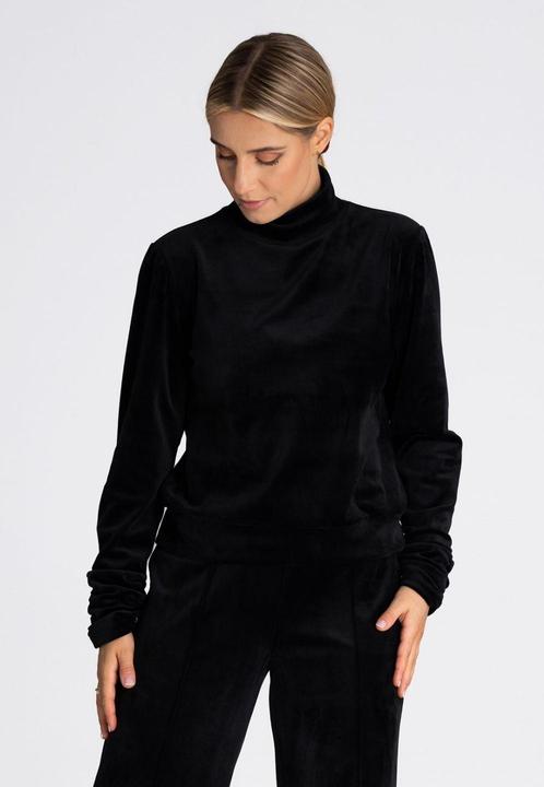 Figl Sweater model
