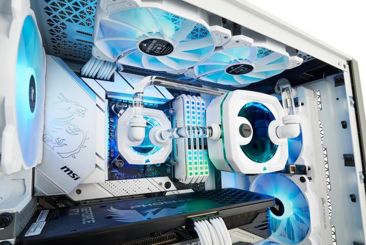 Actual product image Corsair Hydro X iCUE XH303i RGB Pro