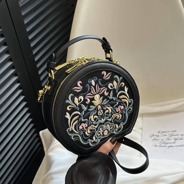 Actual product image Only-Bags.Store Elegant shoulder bag embroidered with flowers - Chic faux leather shoulder bag with gold-coloured
