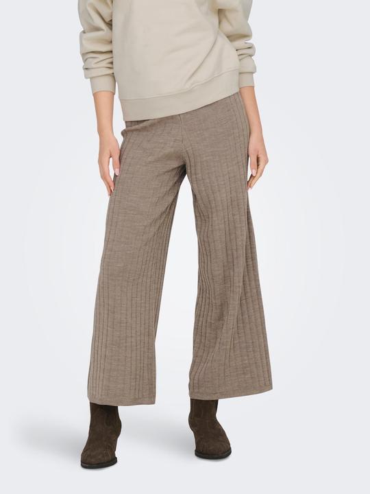 Produktbild Only ONLTESSA Locker geschnitten Hose mit weitem Beinschnitt Hose mit weitem Beinschnitt (32)