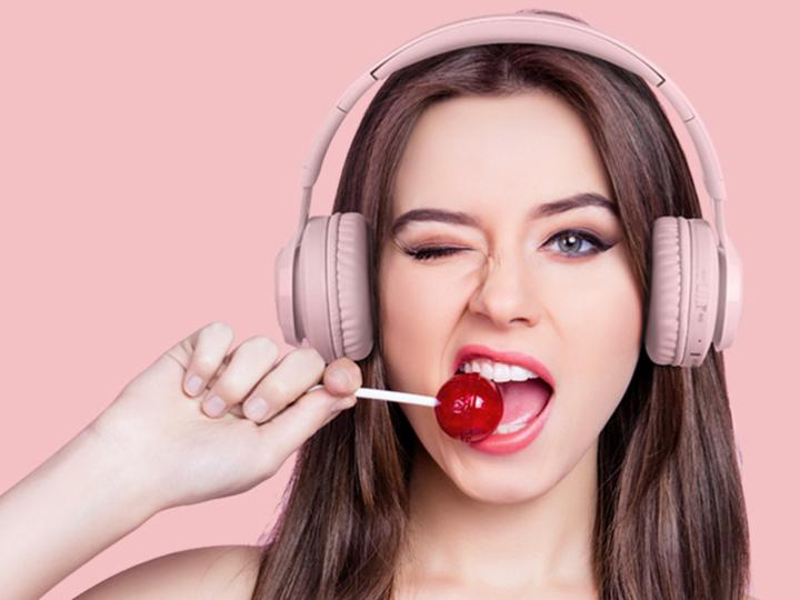Produktbild VR Shinecon Bluetooth 5.0 Audio Headset mit LED-Hintergrundbeleuchtung Modell RabbiX