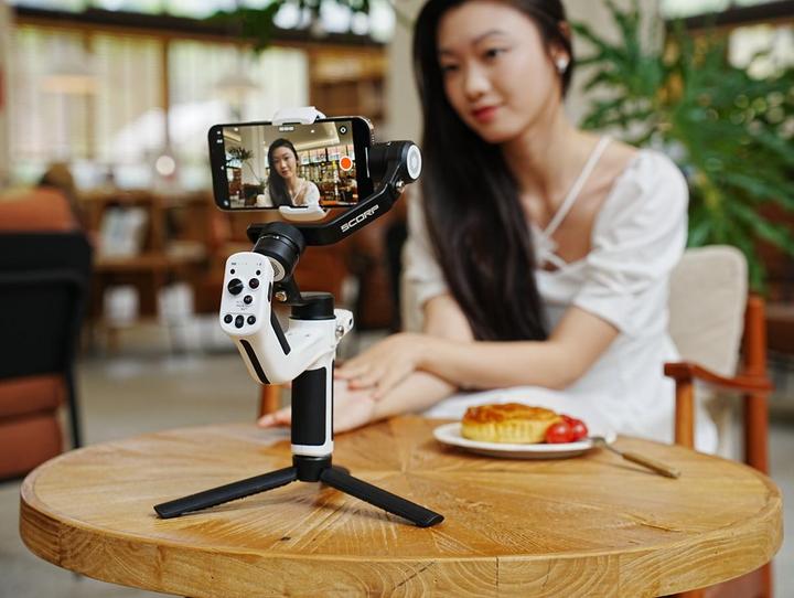Actual product image Feiyu Scorp Mini P (Smartphone, 0.52 kg)