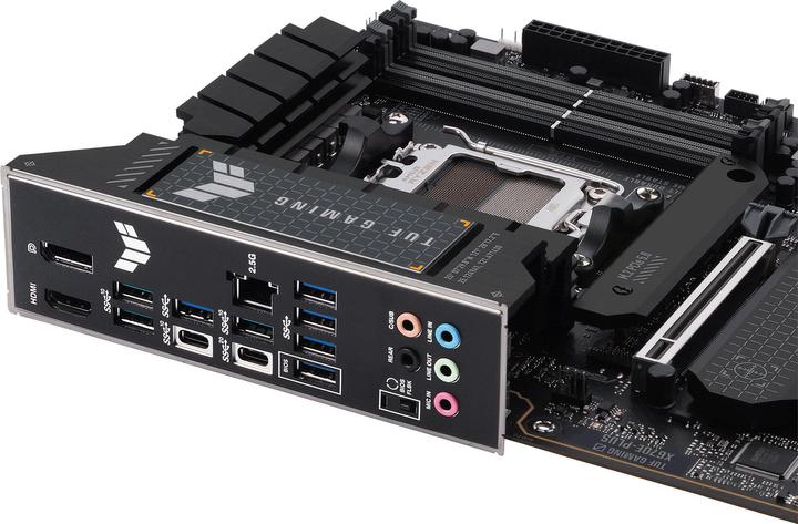 Productafbeelding ASUS TUF GAMING X670E-PLUS (AM5, AMD X670E, ATX)