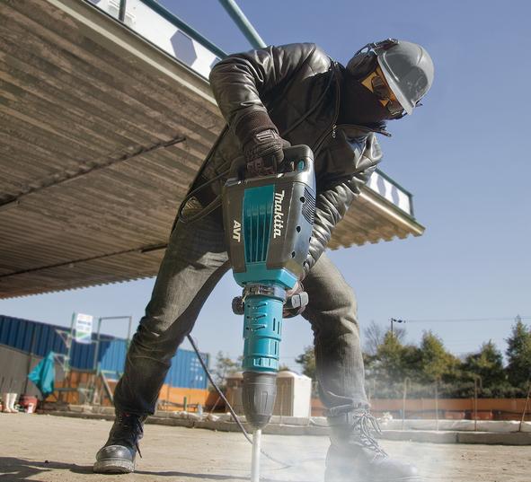 Actual product image Makita HM1214C (Electrical connection)