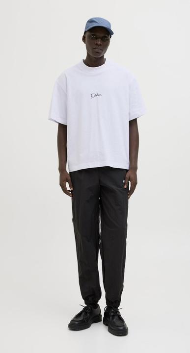 Produktbild Jack & Jones Rückenprint Rundhalsausschnitt T-shirt T-shirt (S)