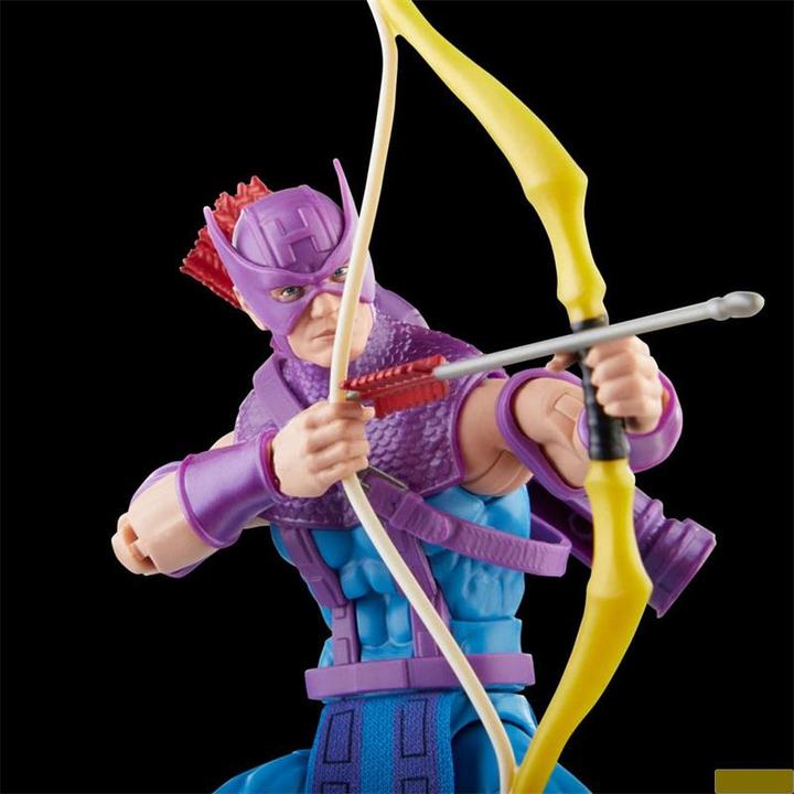 Actual product image Hasbro Avengers Marvel Legends figurine Hawkeye with Sky-Cycle 15 cm
