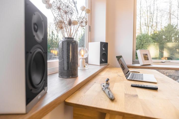 Immagine prodotto ELAC Debut ConneX DCB61