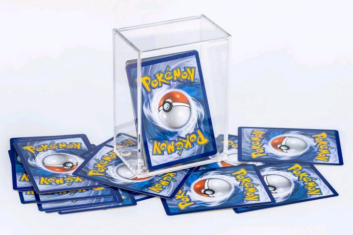 Produktbild Safe Sammelbox aus hochwertigem Acryl für Sammelkarten, Sportkarten, Pokemon etc. mit Deckel zum Klappen