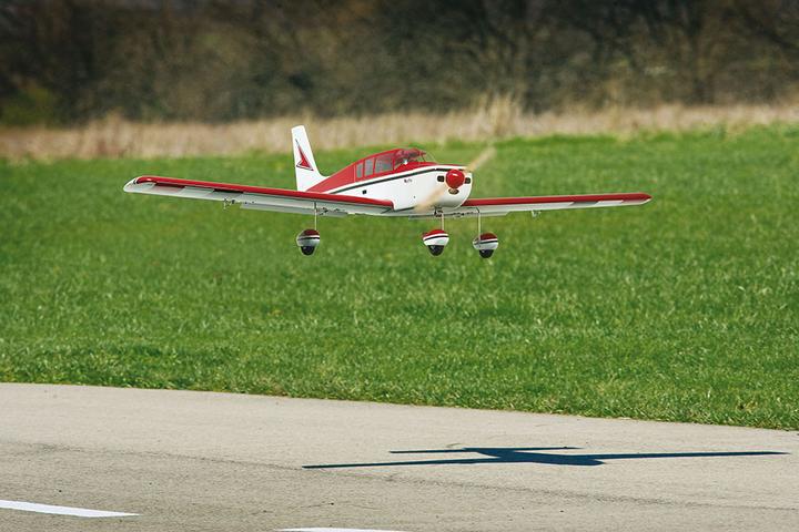 Actual product image Great Planes Cherokee 40-56 ARF