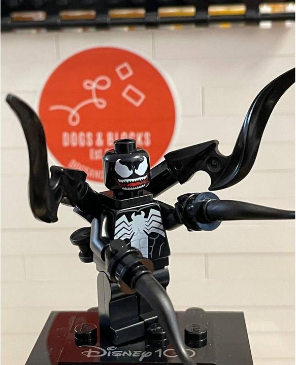 Actual product image LEGO 30652 The Dimensional Portal of Doctor Strange (30652, LEGO Marvel)