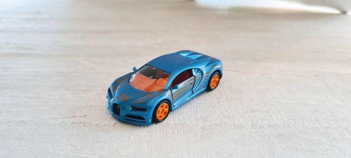 Actual product image Siku 1585 VW Transporter