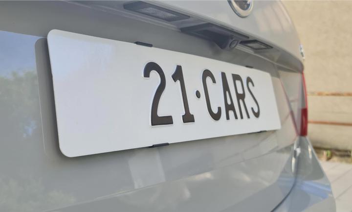 Image du produit 21cars Support de plaque d'immatriculation cliquable format long (Panneaux avant, Format long)