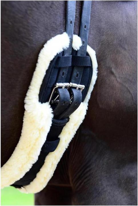 Produktbild Kentucky Horsewear Kurzgurt aus künstl. Schaffell