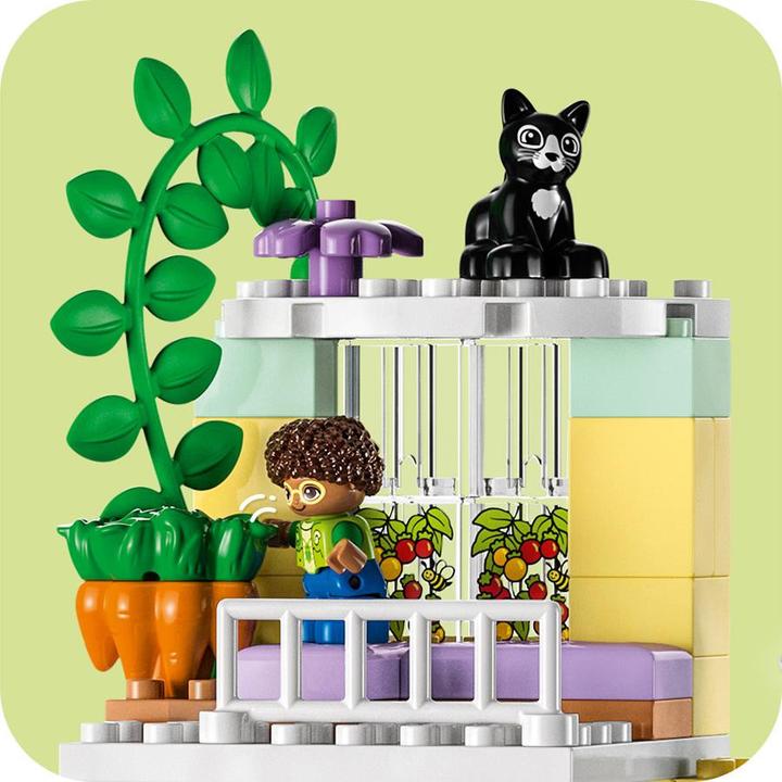 Actual product image LEGO 3-in-1 family house (10994)