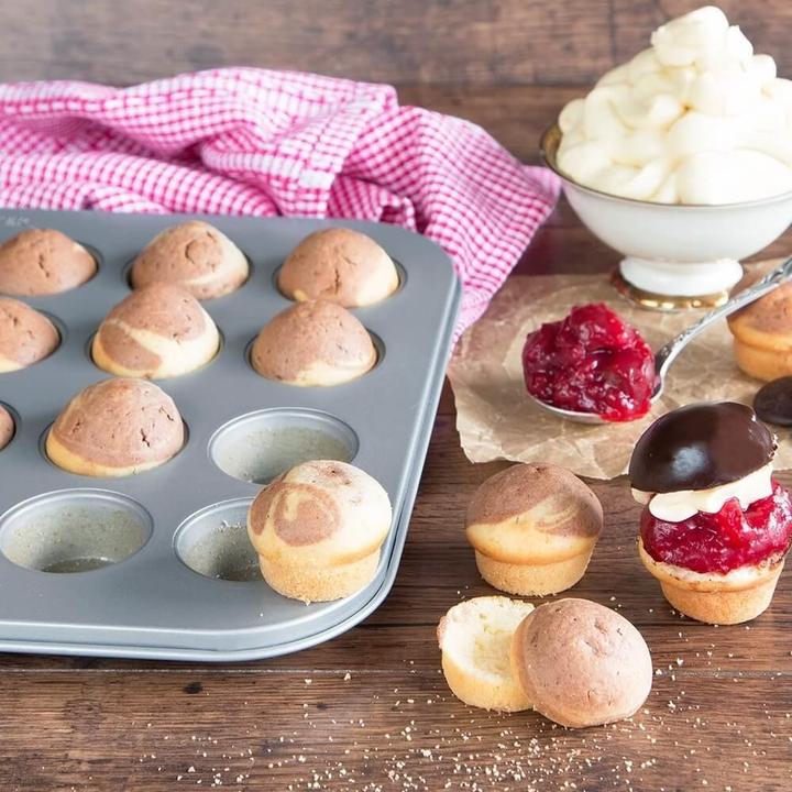 Produktbild Städter CupCakes Backform für 24 mini CupCakes (36 cm)