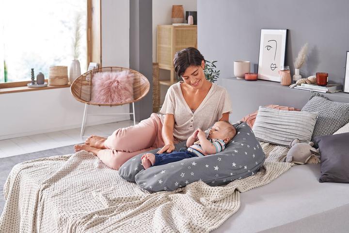 Actual product image Theraline Nursing pillow "The Original" with polyester hollow fibre filling incl. cover 190 cm (190 cm)
