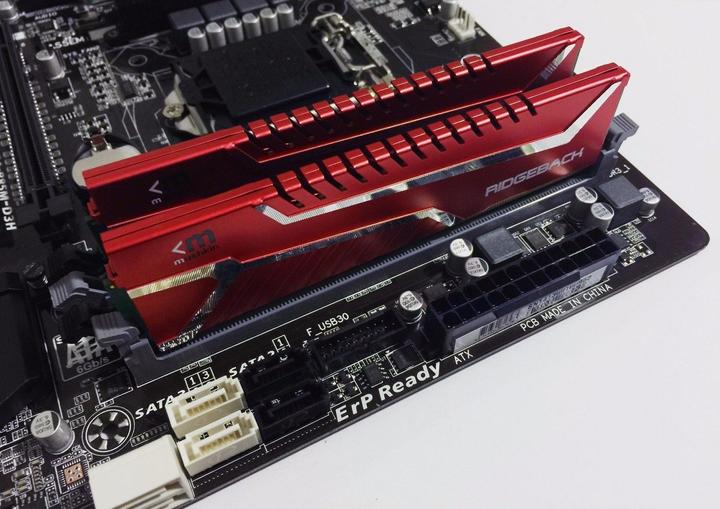 Image du produit Mushkin Enhanced Redline Ridgeback G2 DIMM Kit 32GB, DDR4-2800, CL17-17-17-38 (MRB4U280HHH16GX2) (2 x 16GB, 2800 MHz, RAM DDR4, DIMM)