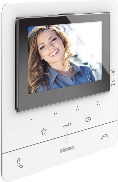 Actual product image Legrand Classe100 X16E (Wi-Fi)