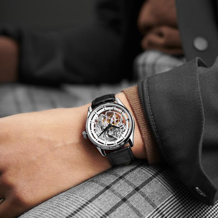 Actual product image Seizmont Motus (Skeleton watch, 42 mm)