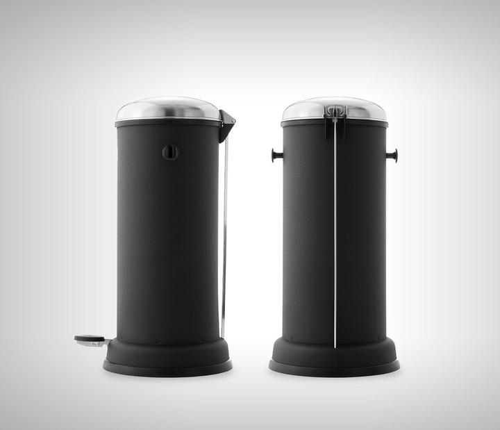 Actual product image Vipp 16 Pedal bin (18 l)