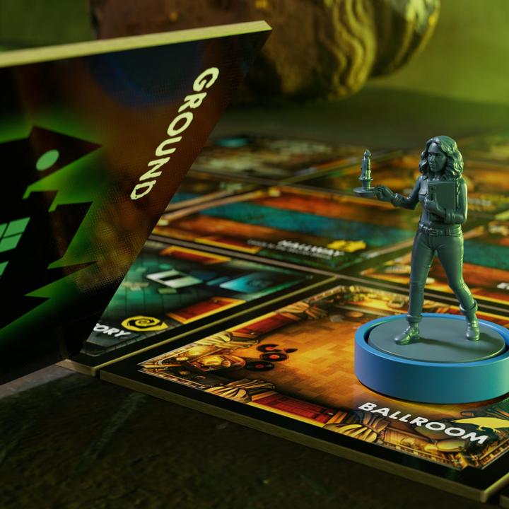 Image du produit Hasbro Gaming La trahison à la maison sur la colline : 3ème édition (Anglais)