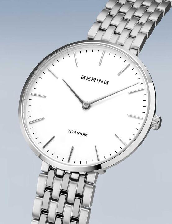 Actual product image Bering Damenuhr (Analogue wristwatch, 34 mm)