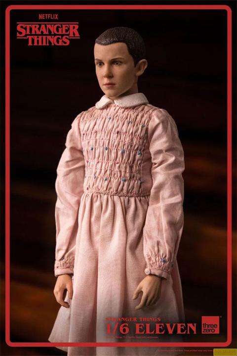 Actual product image ThreeZero Stranger Things figurine 1/6 Eleven 23 cm