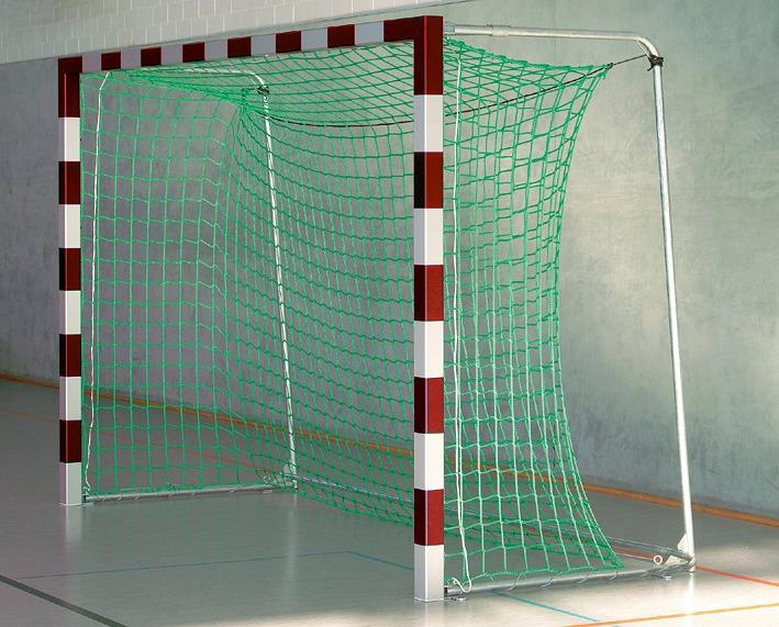 Sport-Thieme Hallenfussballtor 3x2 m, in Bodenhülsen stehend mit Premium-Stahl-Eckverbindung