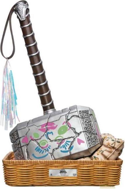 Actual product image Beast Kingdom DC Comics: Thor Love and Thunder - Mjolnir Love Version 1:1 Scale Statue