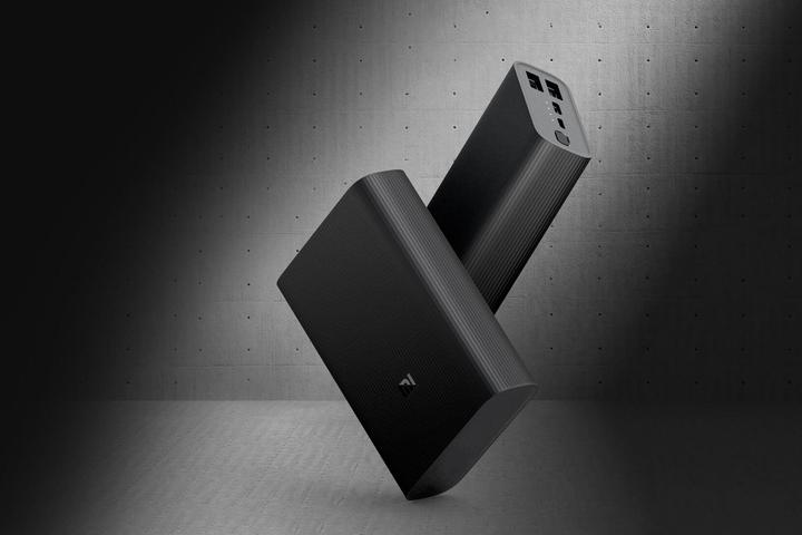 Produktbild Xiaomi Mi 3 Ultra Compact (10000 mAh, 22.50 W, 37 Wh)