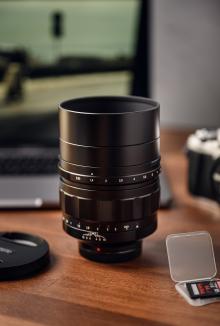 Actual product image Voigtländer Fixed Focal Length Nokton 60mm / 0.95 MFT - Black (Micro Four Thirds, Micro Four Thirds)