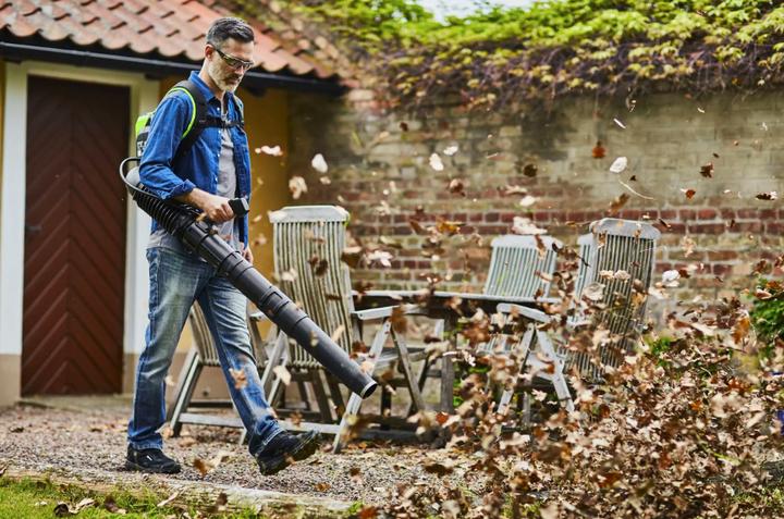 Actual product image Greenworks GD60BPB 60V "DigiPro" (Rechargeable battery operated, Leaf blower)